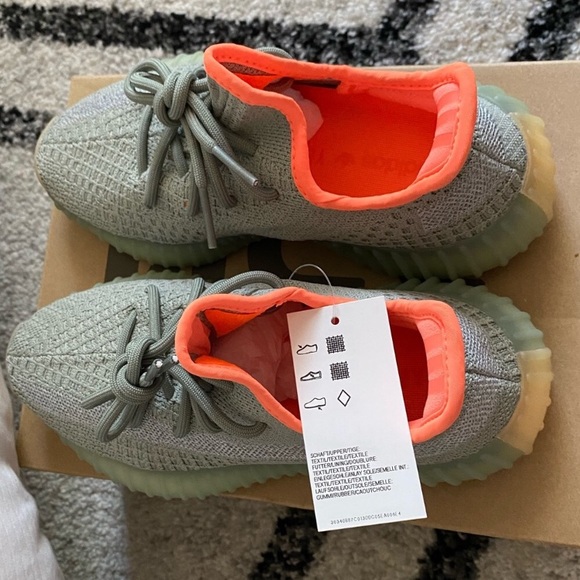 Yeezy 350 Boost - Desert Sage - Size 4 men - Picture 5 of 7